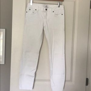 Vineyard Vines White Denim